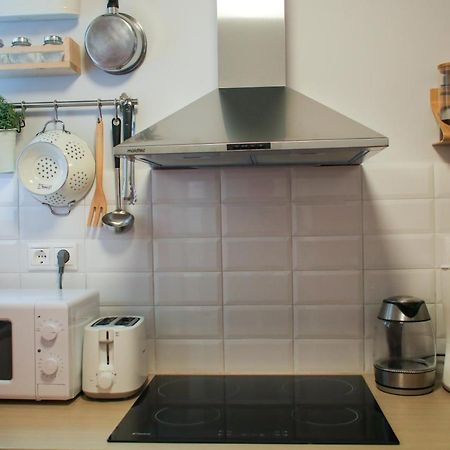 Spacious Central Flat☆3Min To Metro☆Ac|Netflix|Pc Atenas Exterior foto