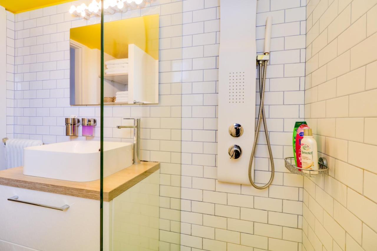 Spacious Central Flat☆3Min To Metro☆Ac|Netflix|Pc Atenas Exterior foto