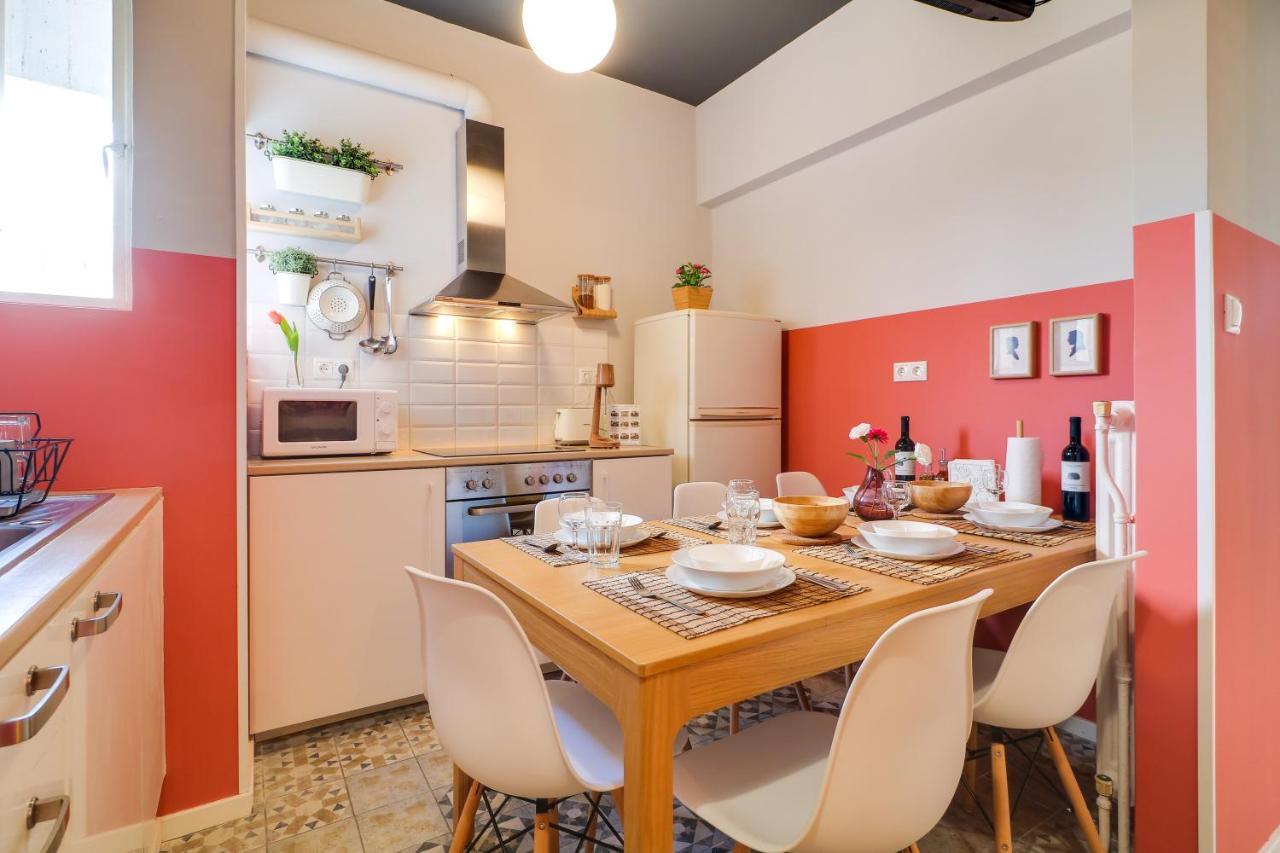 Spacious Central Flat☆3Min To Metro☆Ac|Netflix|Pc Atenas Exterior foto